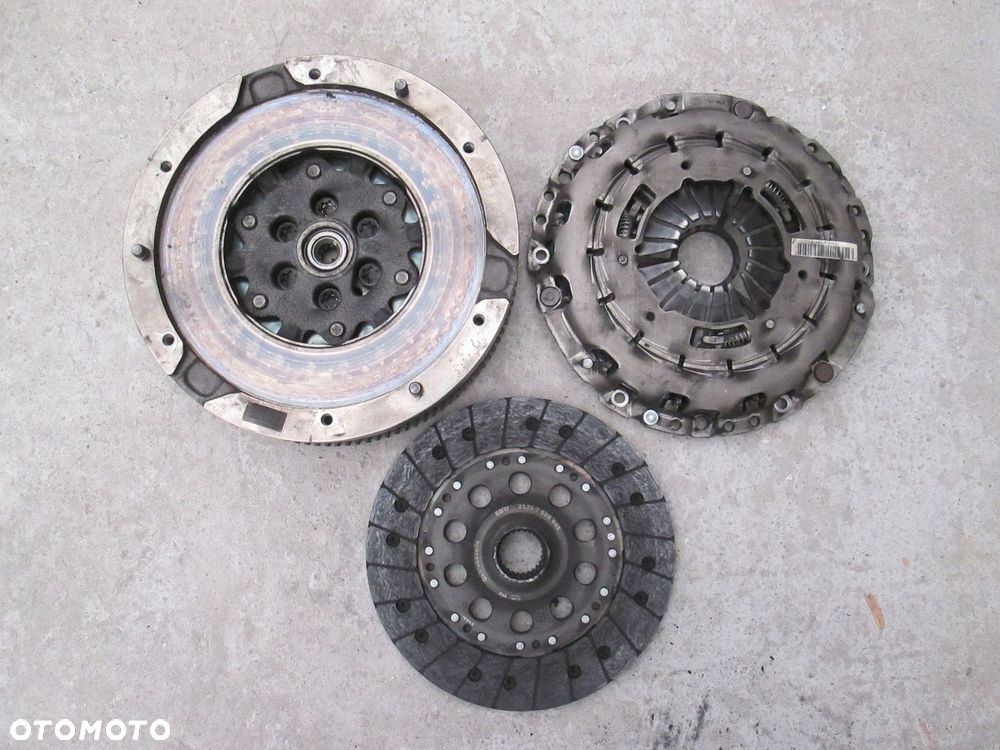 BMW F20 F21 F22 KOŁO DWUMASOWE SPRZĘGŁO M135i 135i 21207646088 21207638495 - 1