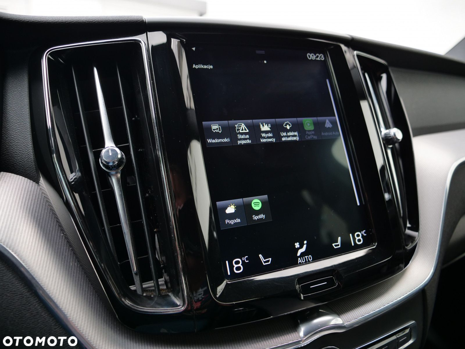 Volvo XC 60 - 24