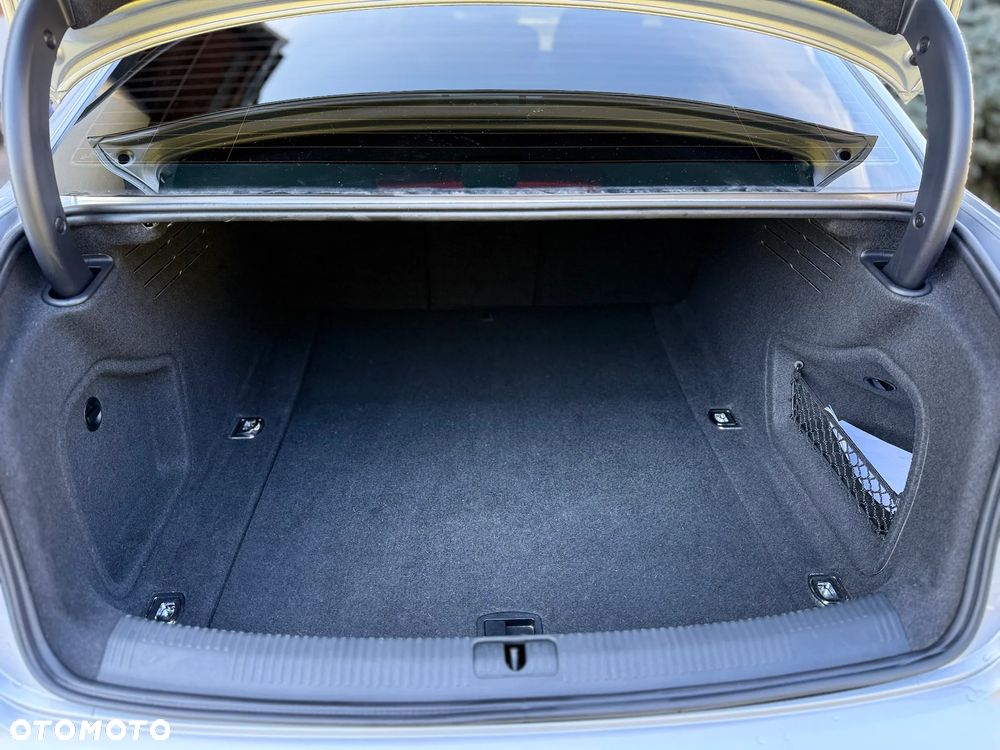 Audi A4 Limousine 2.0 TDI DPF clean diesel quattro Ambition - 16