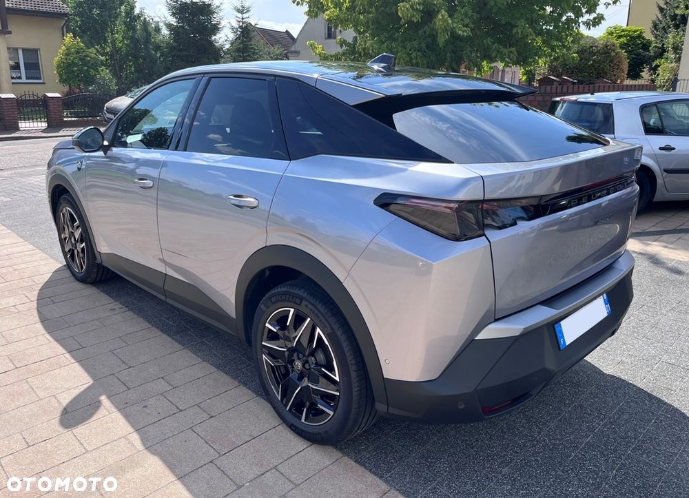 Peugeot 3008 1.2 PureTech mHEV GT S&S e-DCS6 - 3