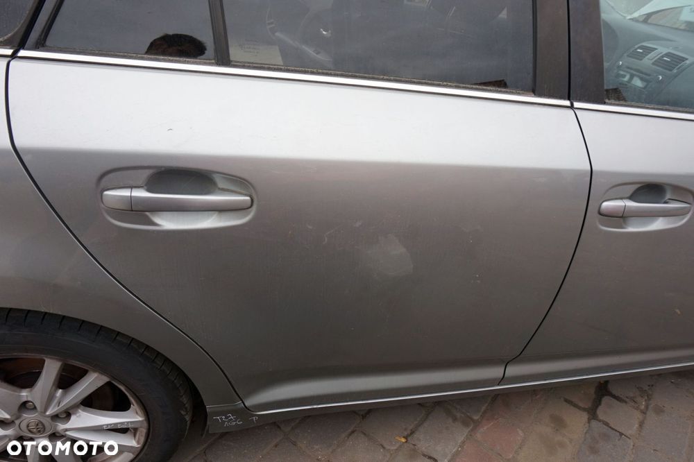 DRZWI TYLNE PRAWE AVENSIS III T27 PH1 KOMBI 1G6  SZARY TOYOTA 2009-2011 - 2
