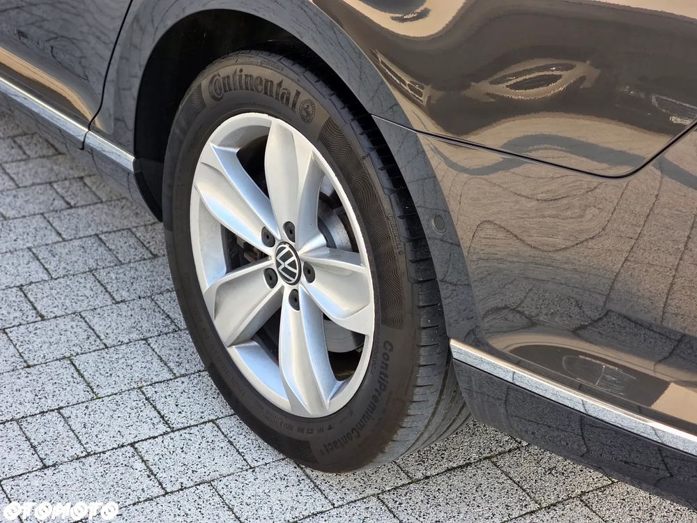 Volkswagen Passat 2.0 TSI 4Mot Elegance DSG - 28