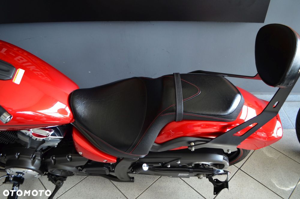 Yamaha XVS - 32