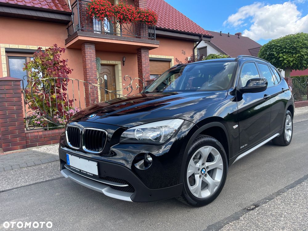 BMW X1 sDrive18d xLine - 1