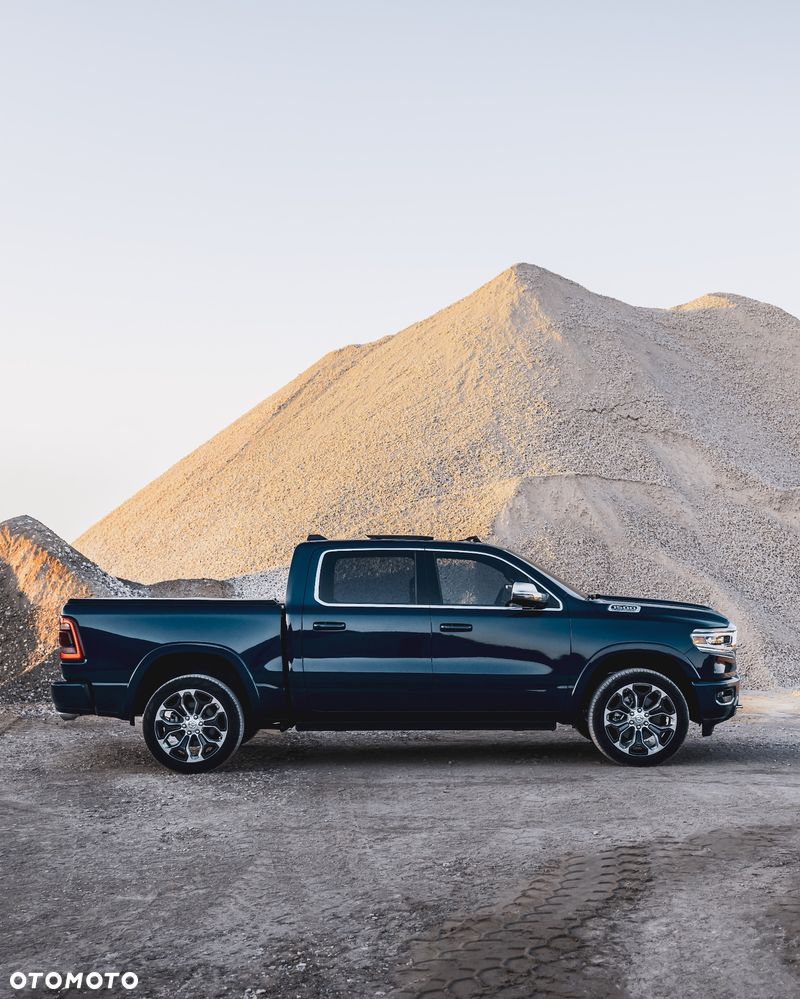 RAM 1500 5.7 eTorque Crew Cab Shortbed Longhorn Chrome - 8