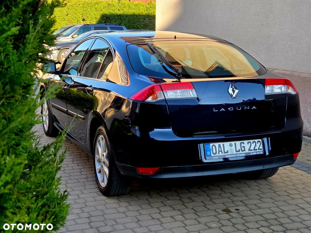 Renault Laguna - 1