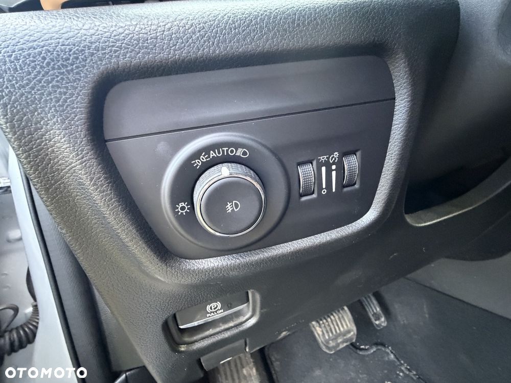 Jeep Grand Cherokee 3.6 V6 Limited - 23