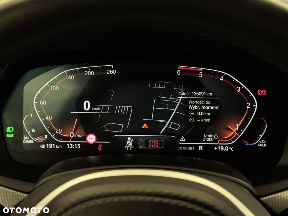 BMW X6 xDrive30d mHEV - 31