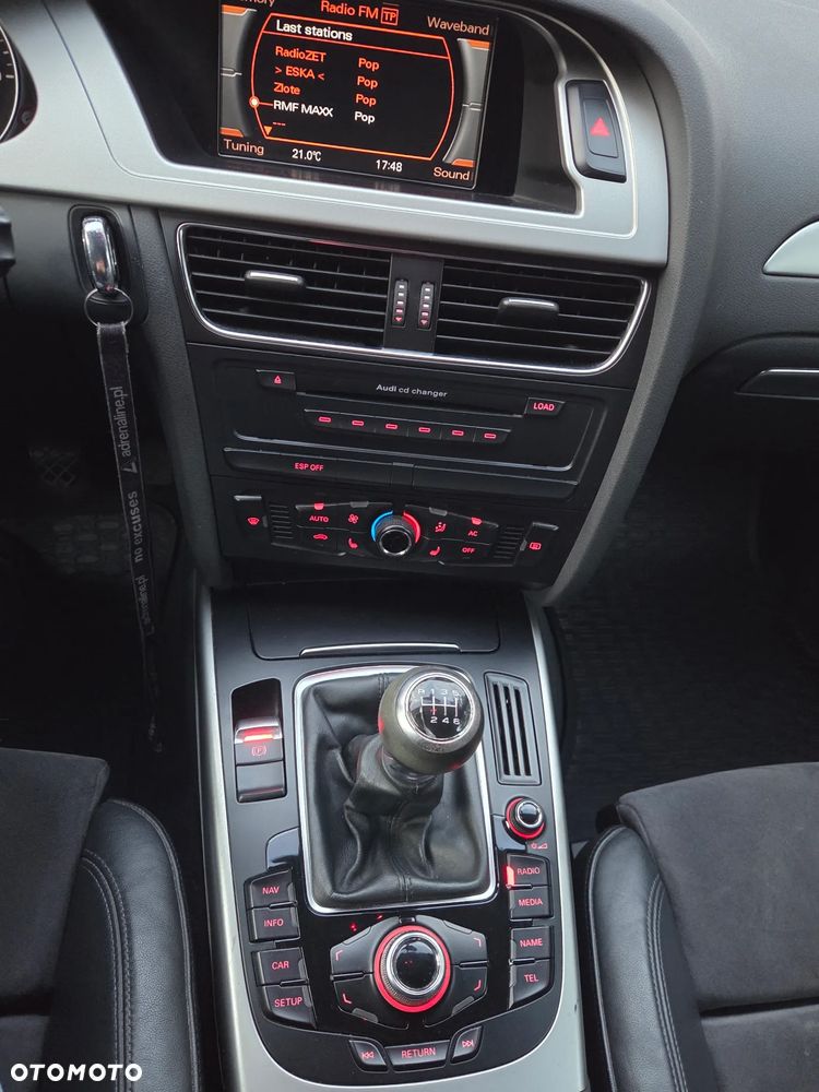 Audi A4 Avant 2.0 TDI DPF Ambiente - 14