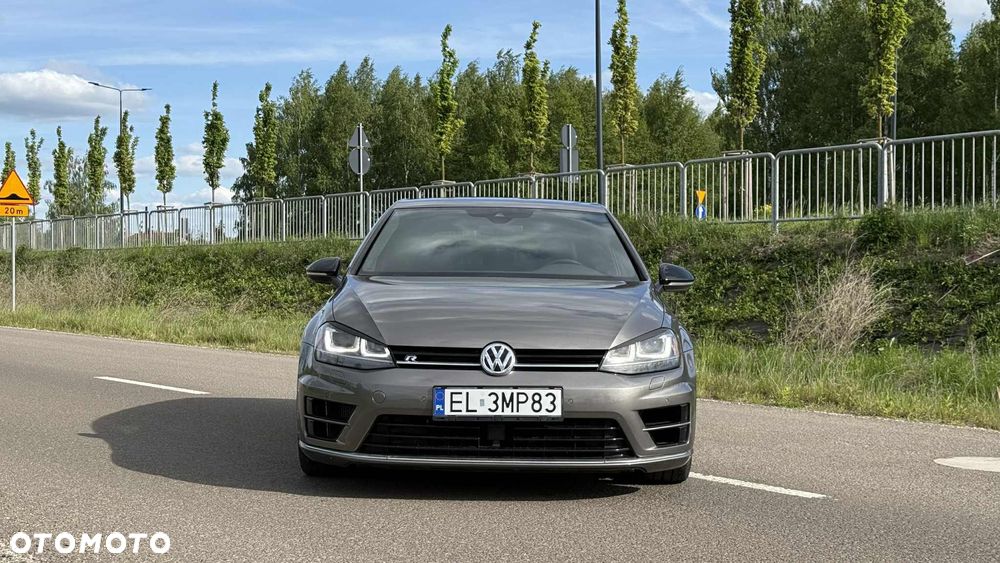Volkswagen Golf - 11