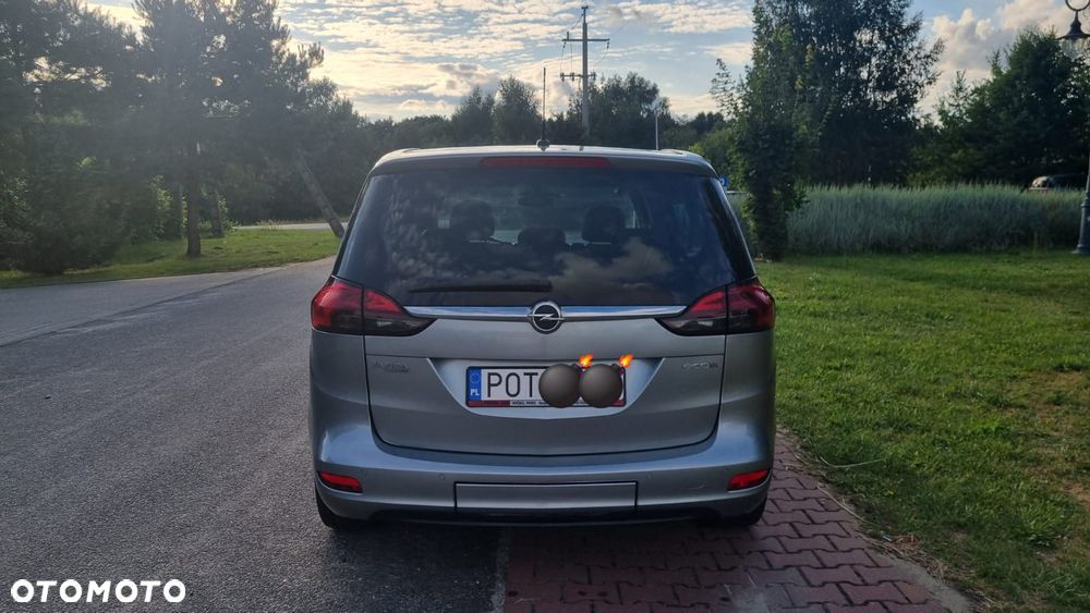 Opel Zafira - 11