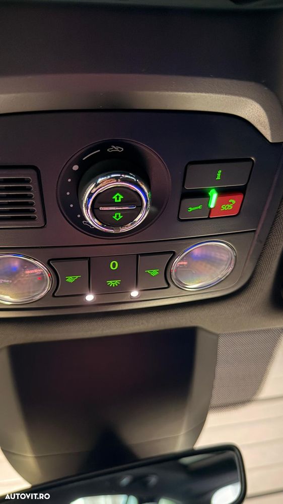 Skoda Octavia 2.0 245 TSI DSG RS - 22