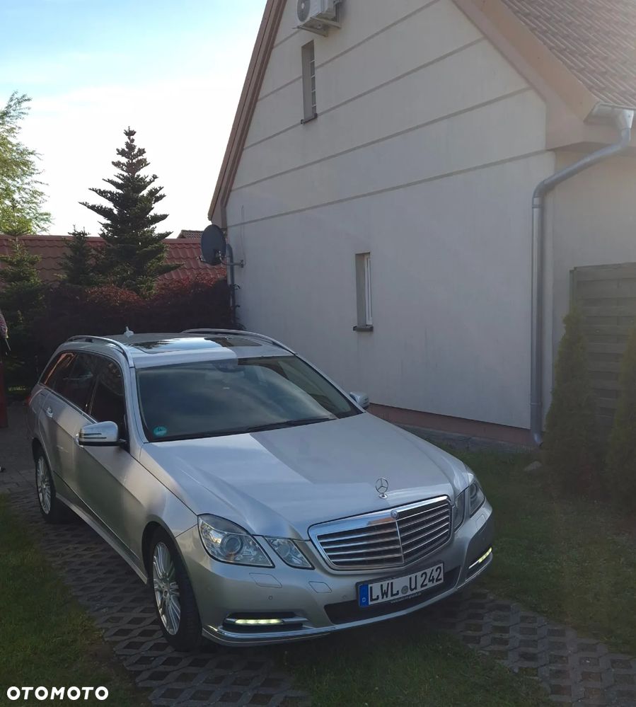 Mercedes-Benz Klasa E 220 CDI 7G-TRONIC Elegance - 8