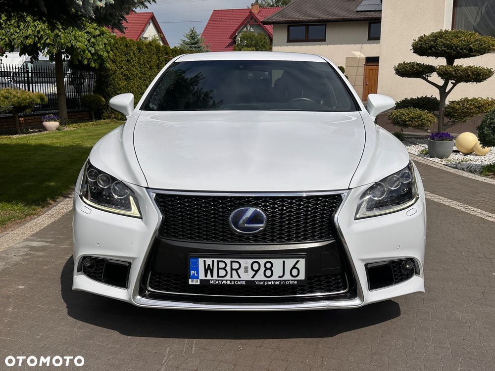 Lexus LS 600h F Sport - 3