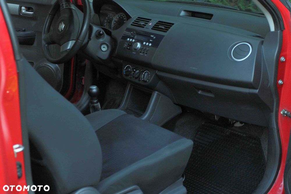 Suzuki Swift - 5