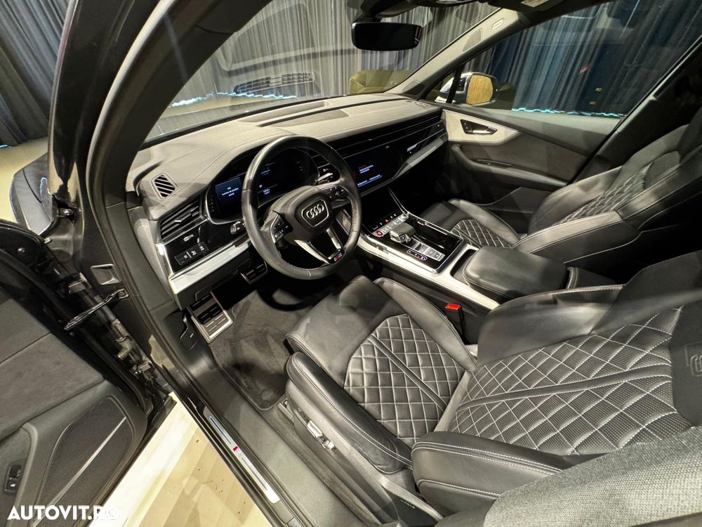 Audi SQ7 - 24