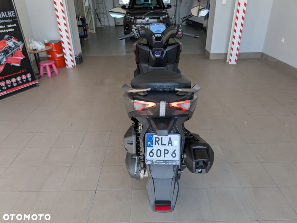 Kymco Downtown - 6
