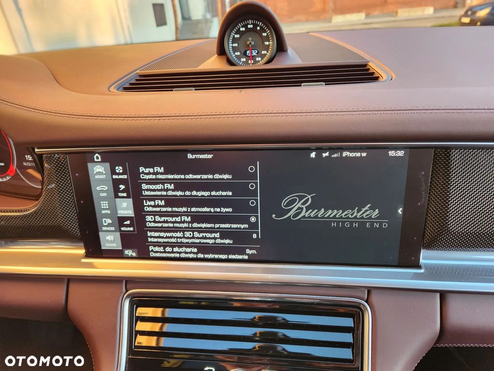 Porsche Panamera Turbo - 34