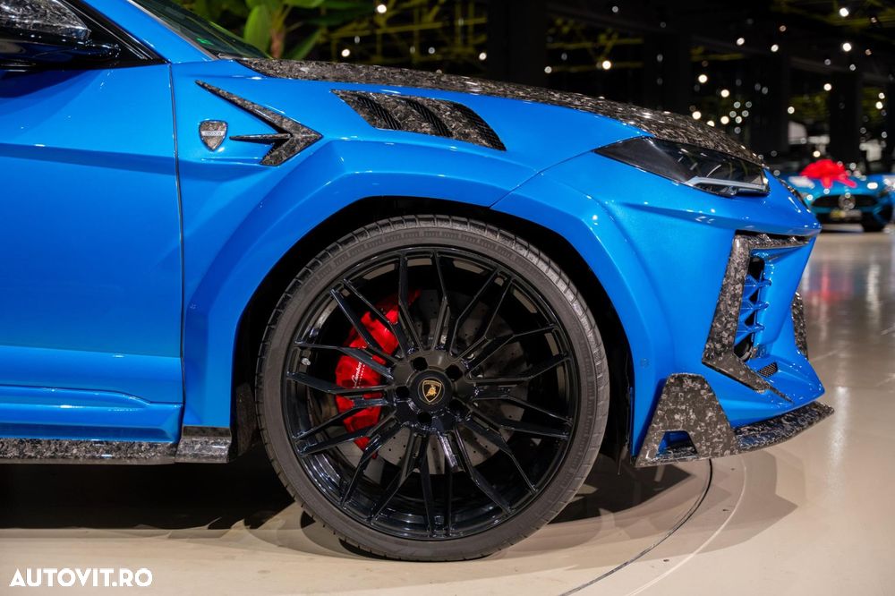 Lamborghini URUS - 14
