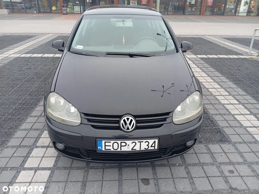 Volkswagen Golf - 1