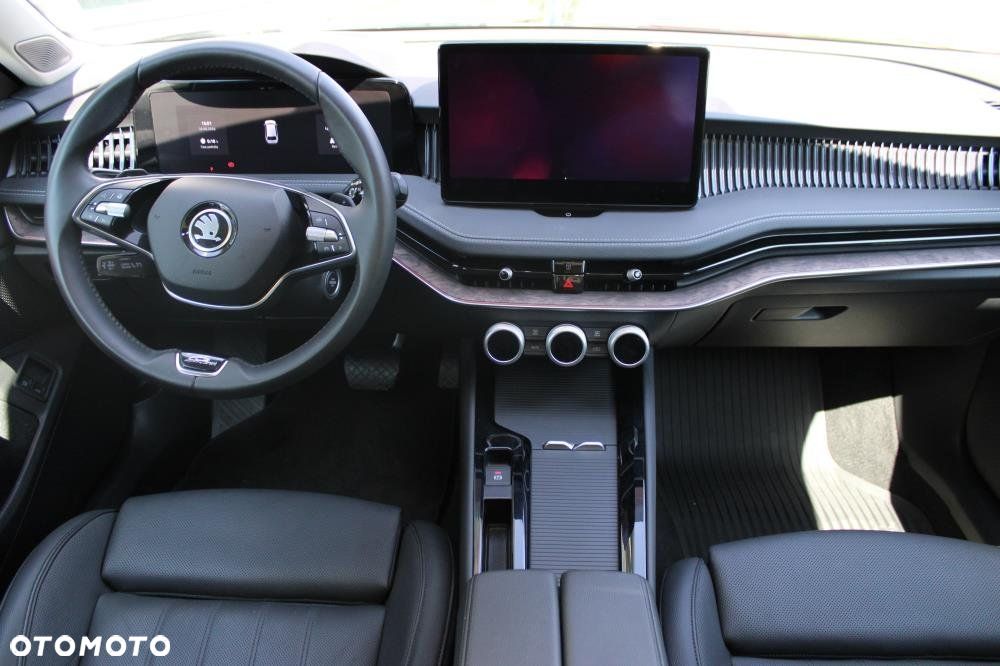 Skoda Superb - 11