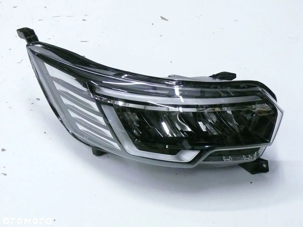 LAMPA PRZEDNIA PRAWA RENAULT TRAFIC III IV 4 2021 LIFT LED FULL - 1