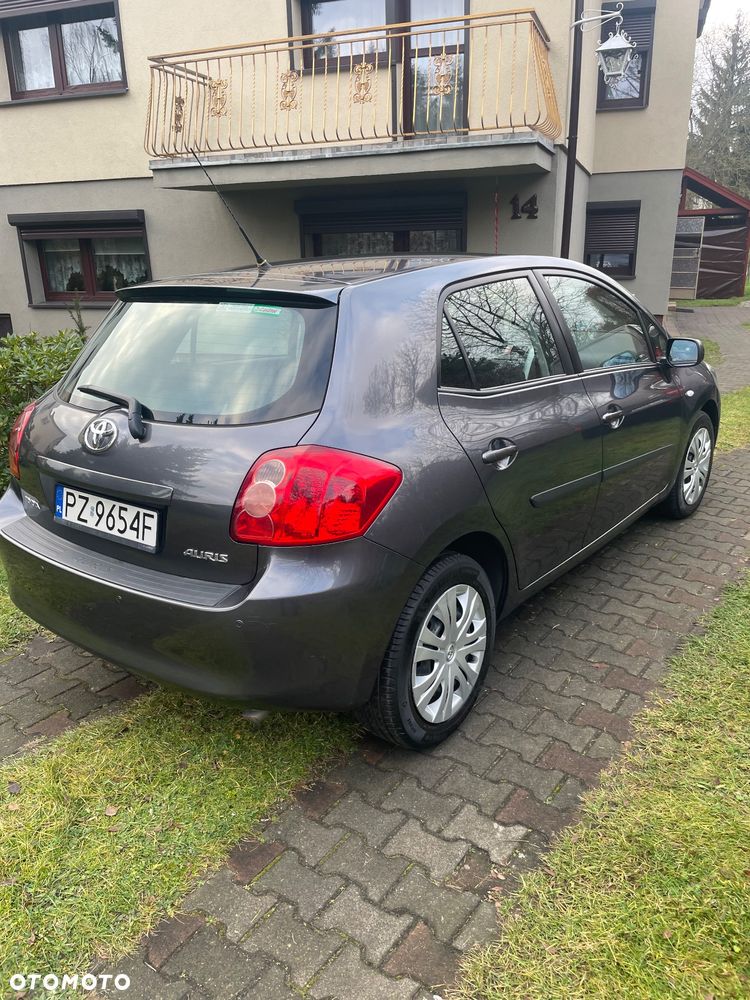 Toyota Auris 1.6 VVT-i Luna - 3