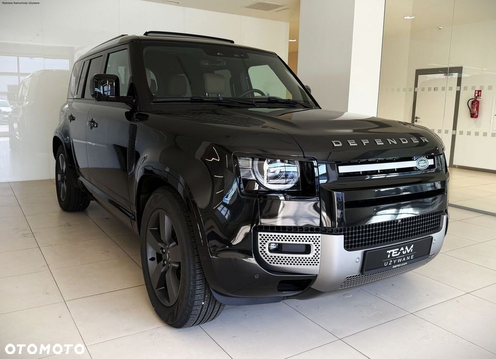 Land Rover Defender - 5