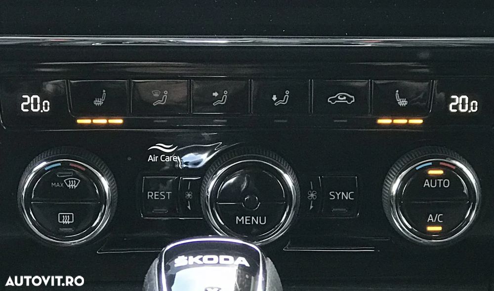 Skoda Superb 2.0 TDI 4X4 DSG Style - 26