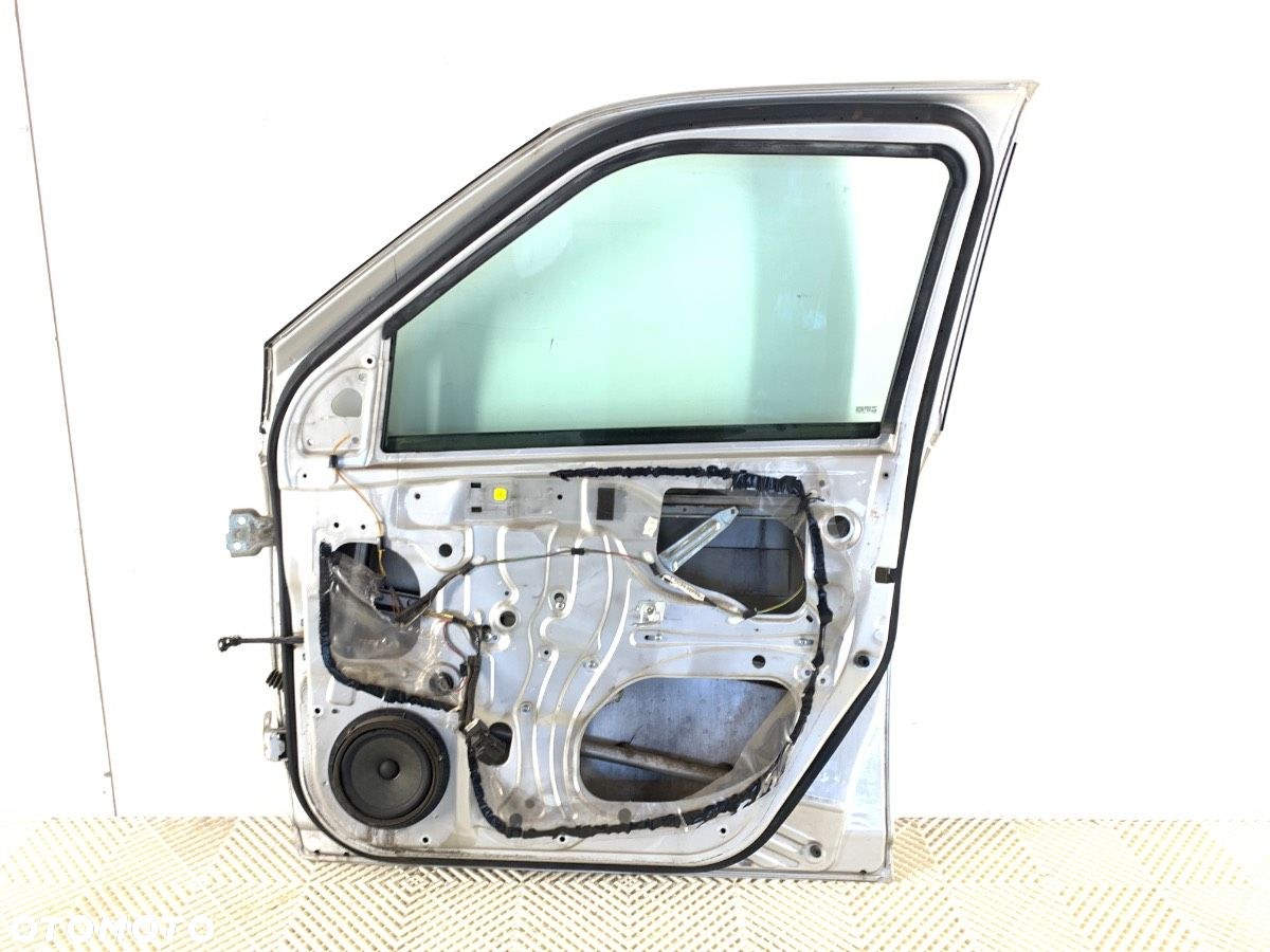 DRZWI PRAWY PRZÓD - 360.00 PLN - SUZUKI SWIFT III (MZ, EZ) 2005 - 2022 1.3 (RS 413) 68 kW [92 KM] - 8