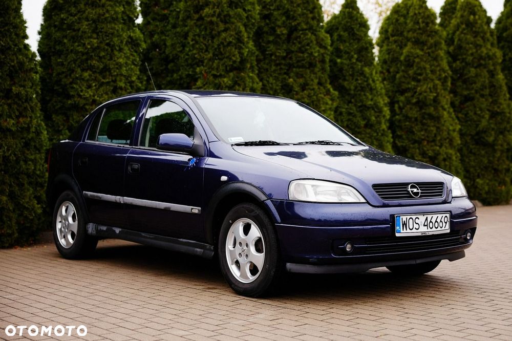 Opel Astra 1.6 - 10