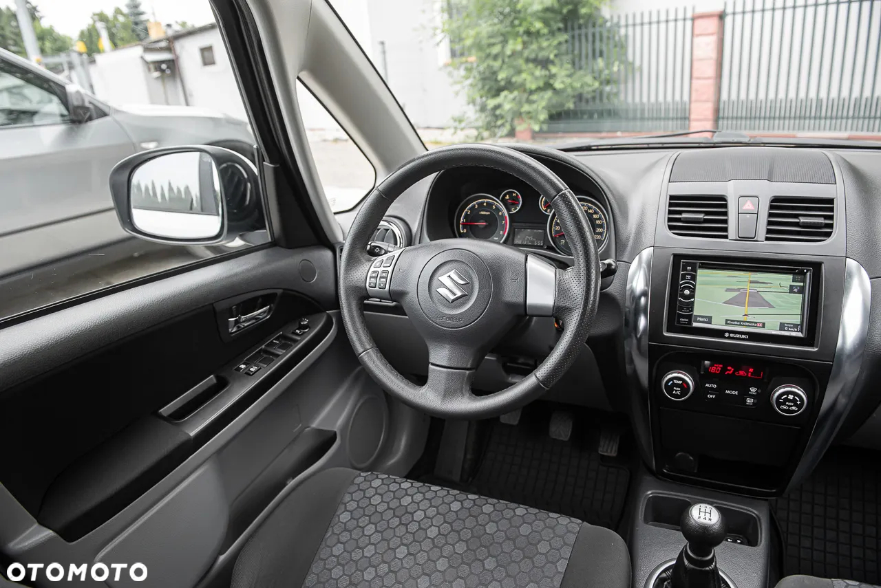 Suzuki SX4 1.6 Premium 4WD - 22
