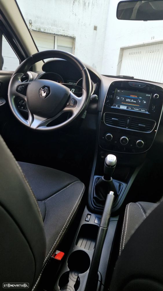 Renault Clio 1.5 dCi Dynamique S - 4