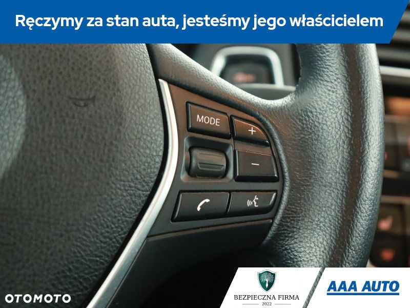 BMW Seria 1 - 16