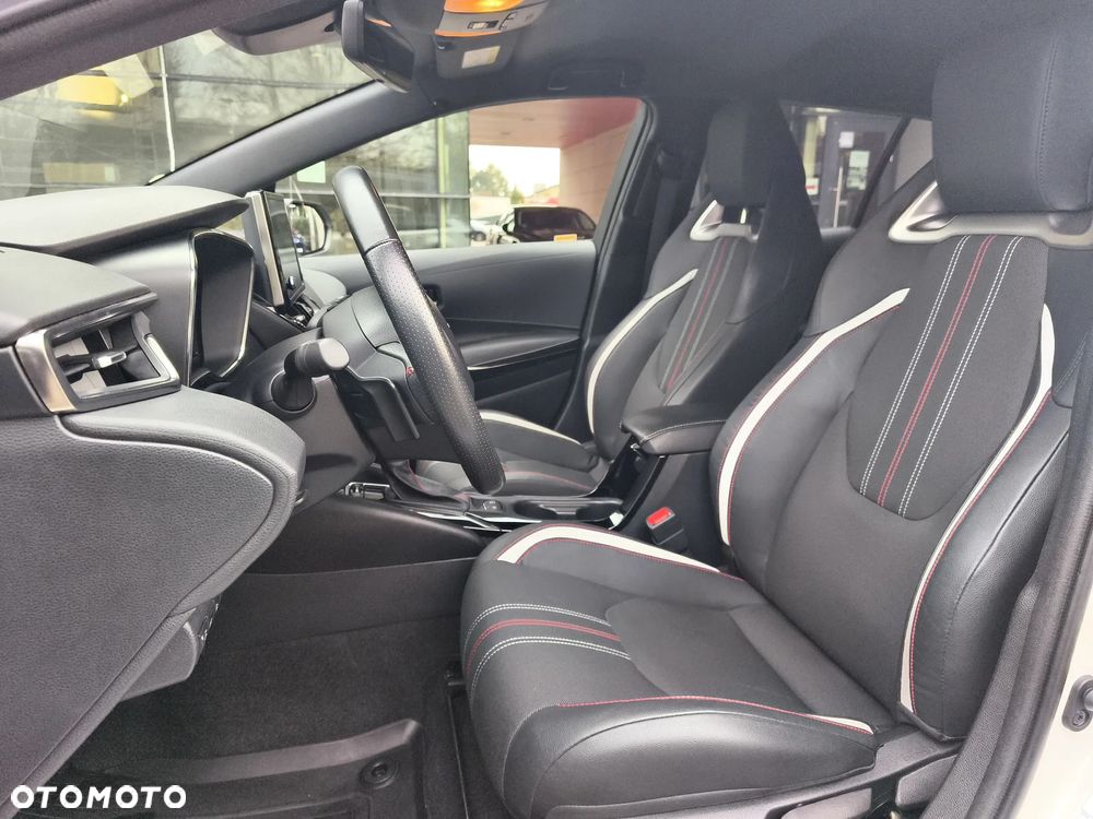 Toyota Corolla 2.0 Hybrid GR Sport - 12