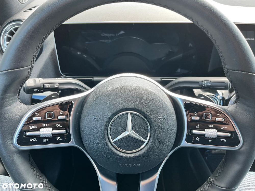Mercedes-Benz GLA 250 8G-DCT - 25