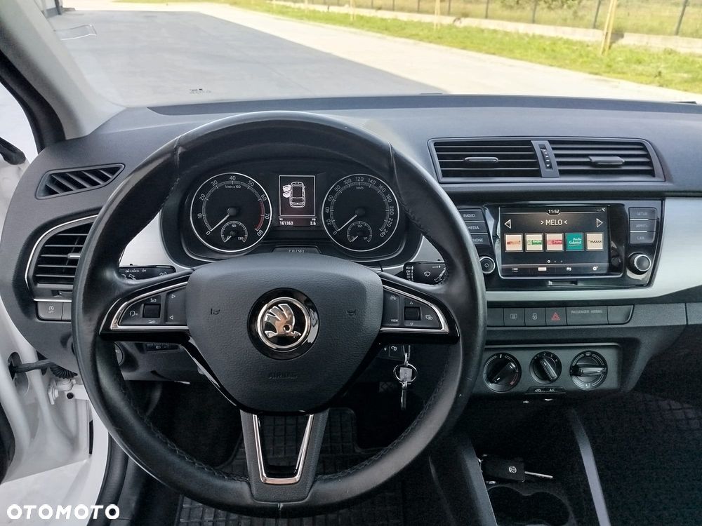 Skoda Fabia 1.0 Ambition - 8