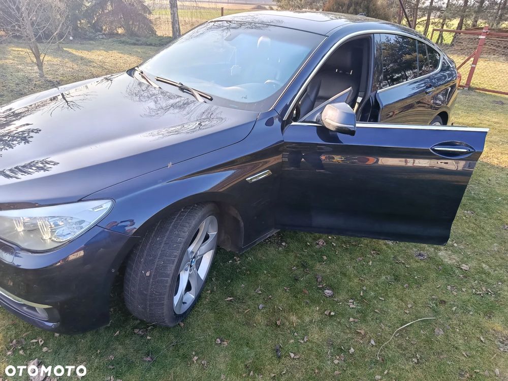 BMW 5GT - 13