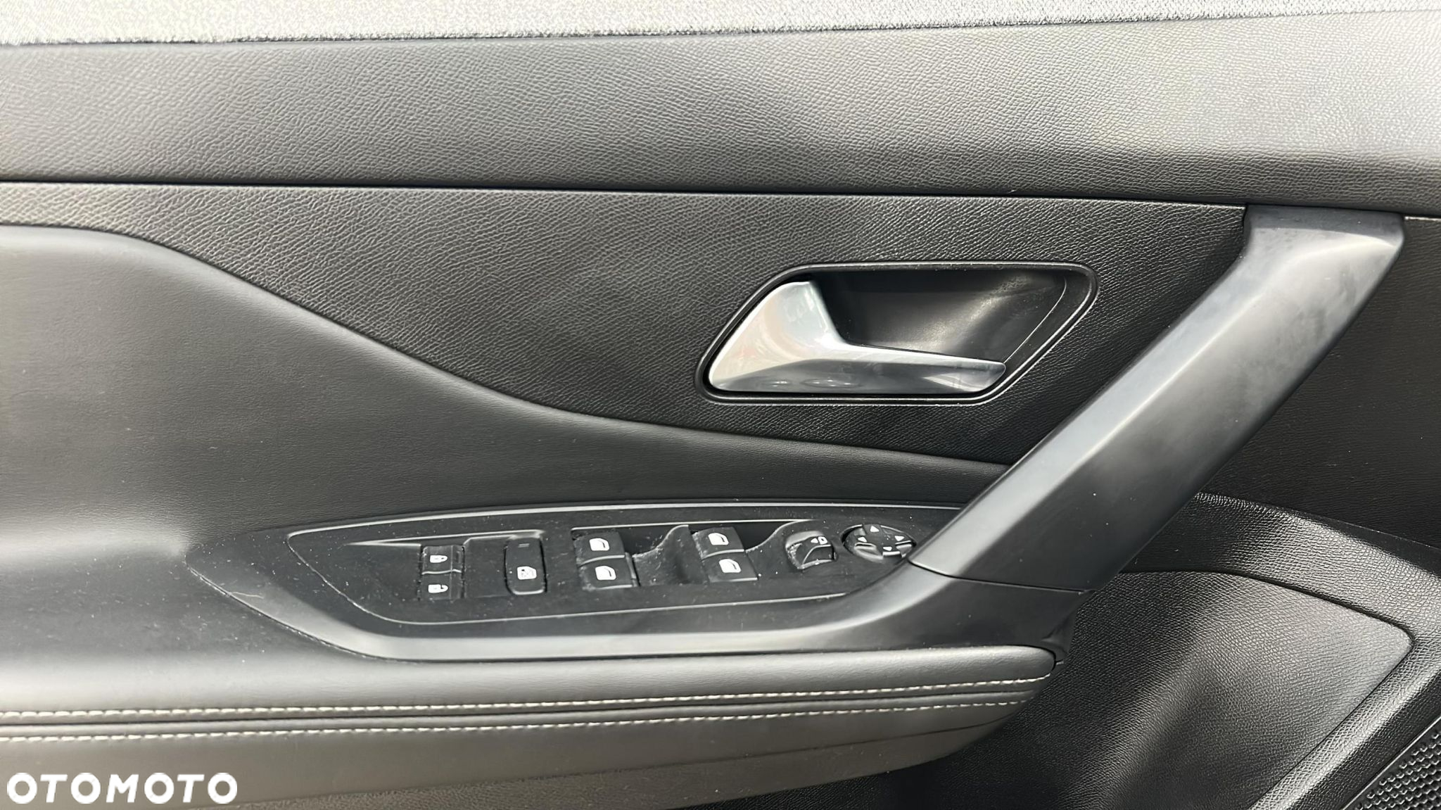Peugeot 308 - 14