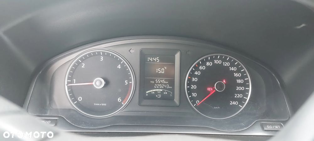 Volkswagen Transporter Caravelle Edition - 12