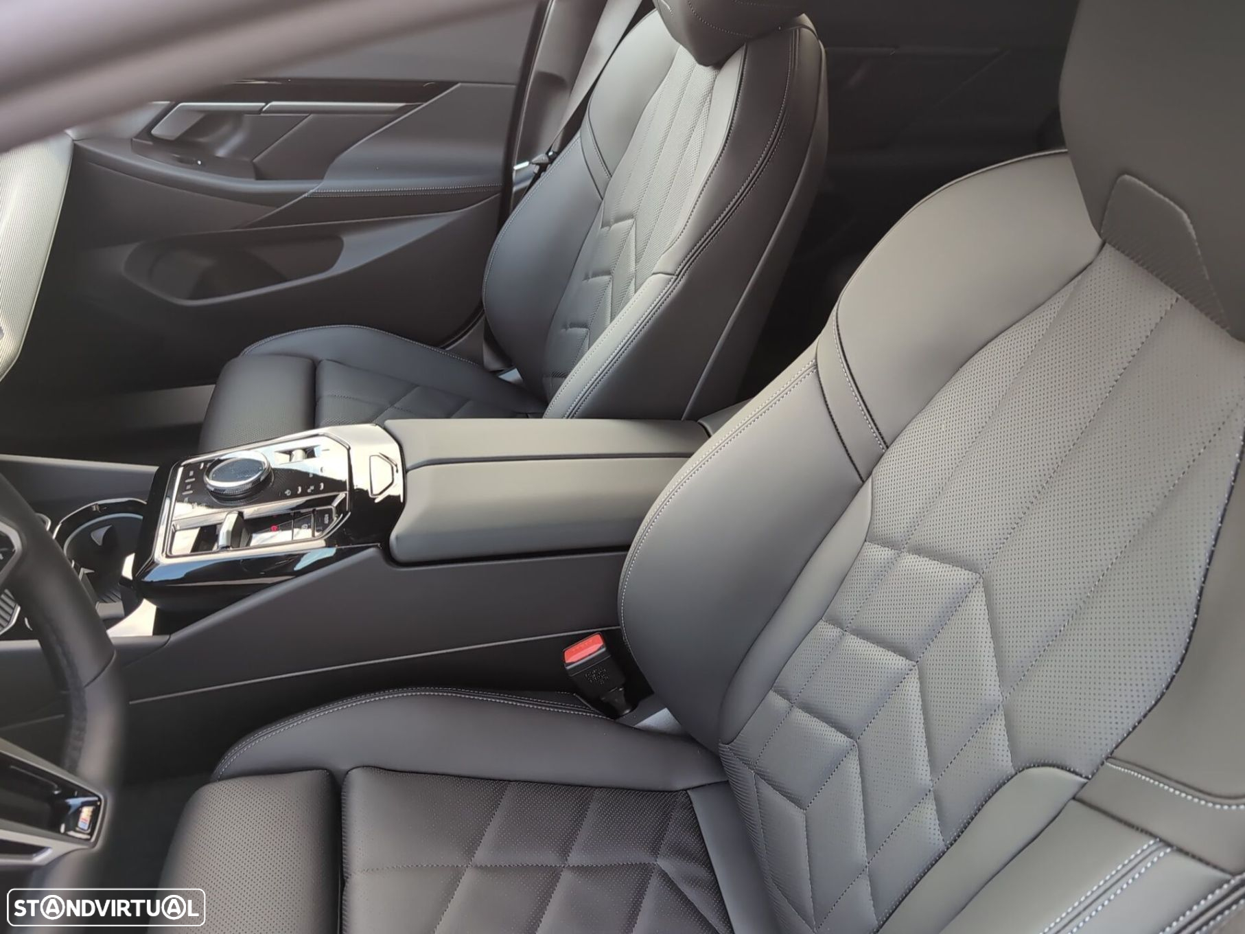 BMW 530 e Pack Desportivo M - 19