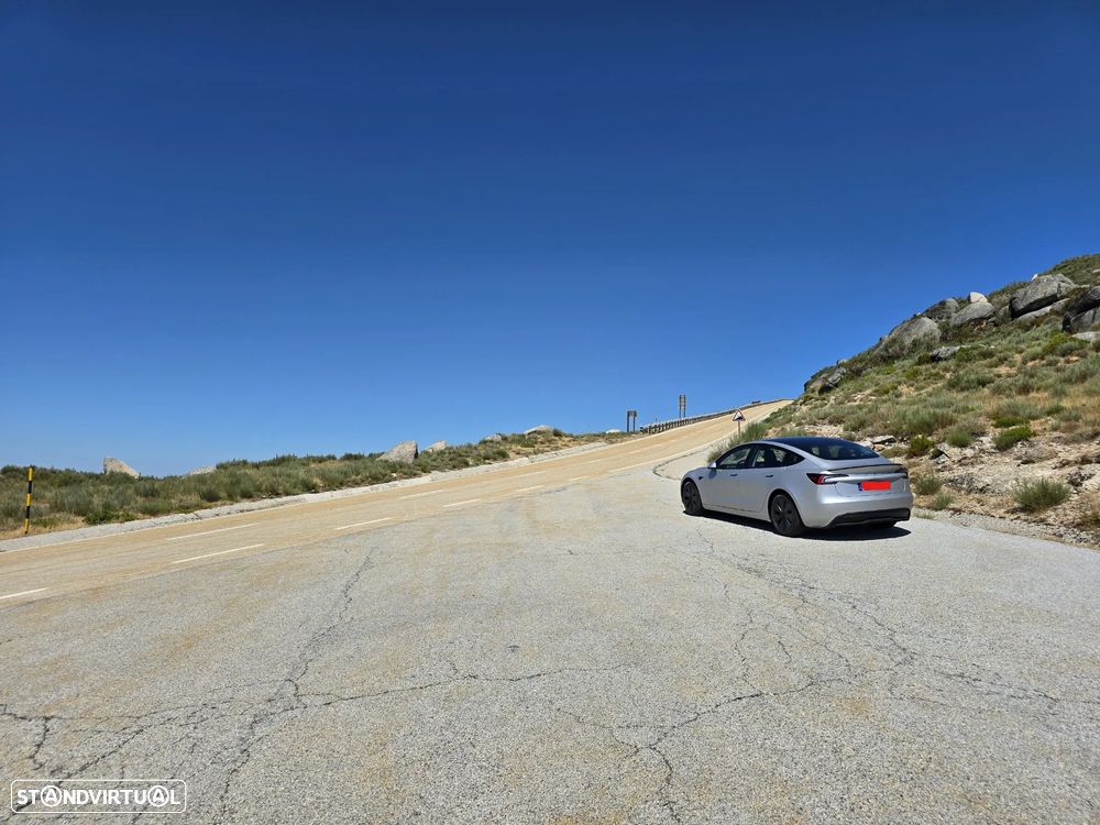 Tesla Model 3 Tração Traseira - 22
