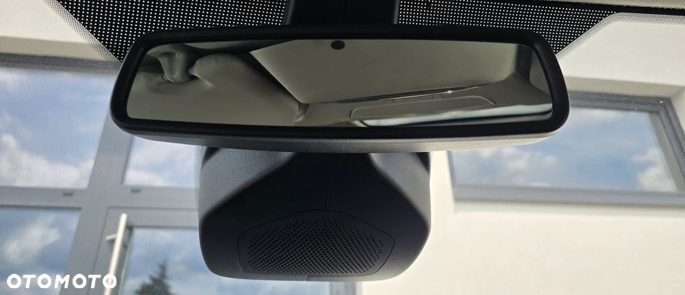 Ford Tourneo Connect 1.5 TDCi Start-Stop Titanium - 27