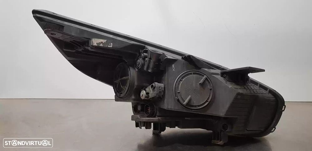 FAROL ESQUERDO KIA CARENS IV 2017 -92101A4180 - 1