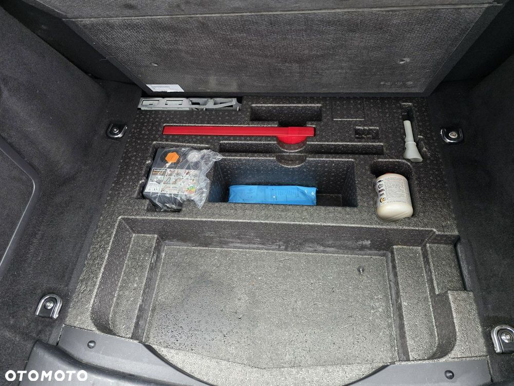 Land Rover Range Rover Evoque - 8