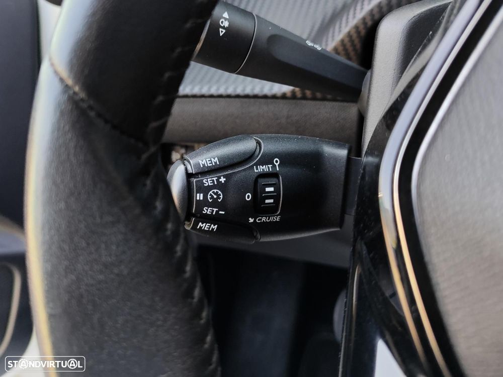 Peugeot 208 1.5 BlueHDi Active - 11