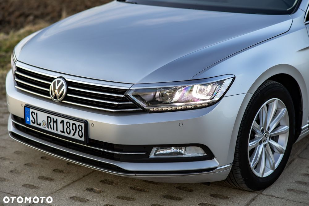 Volkswagen Passat 2.0 TDI (BlueMotion Technology) DSG Highline - 13