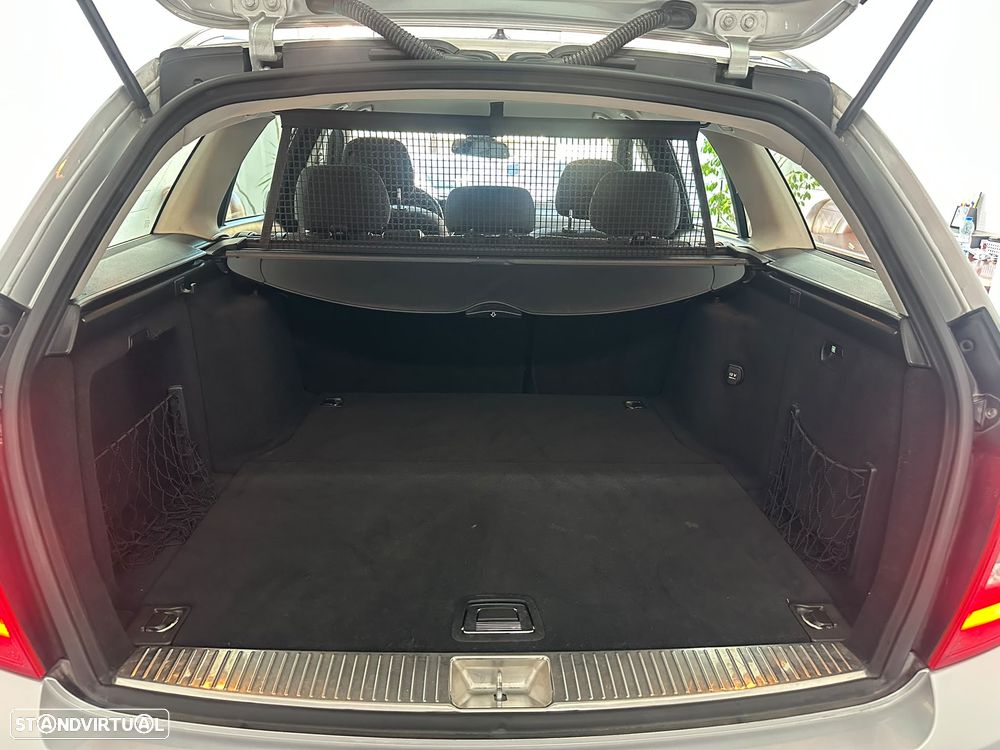Mercedes-Benz C 200 CDi Classic BE - 27