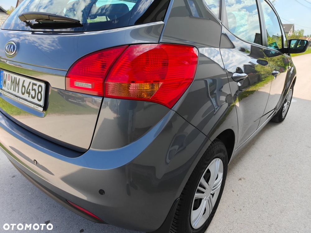 Kia Venga 1.4 CVVT Fifa World Cup Edition - 19