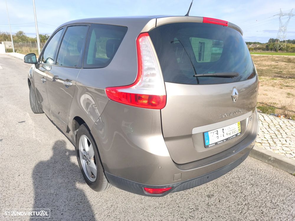 Renault Grand Scénic 1.5 dCi Dynamique S 7L - 2